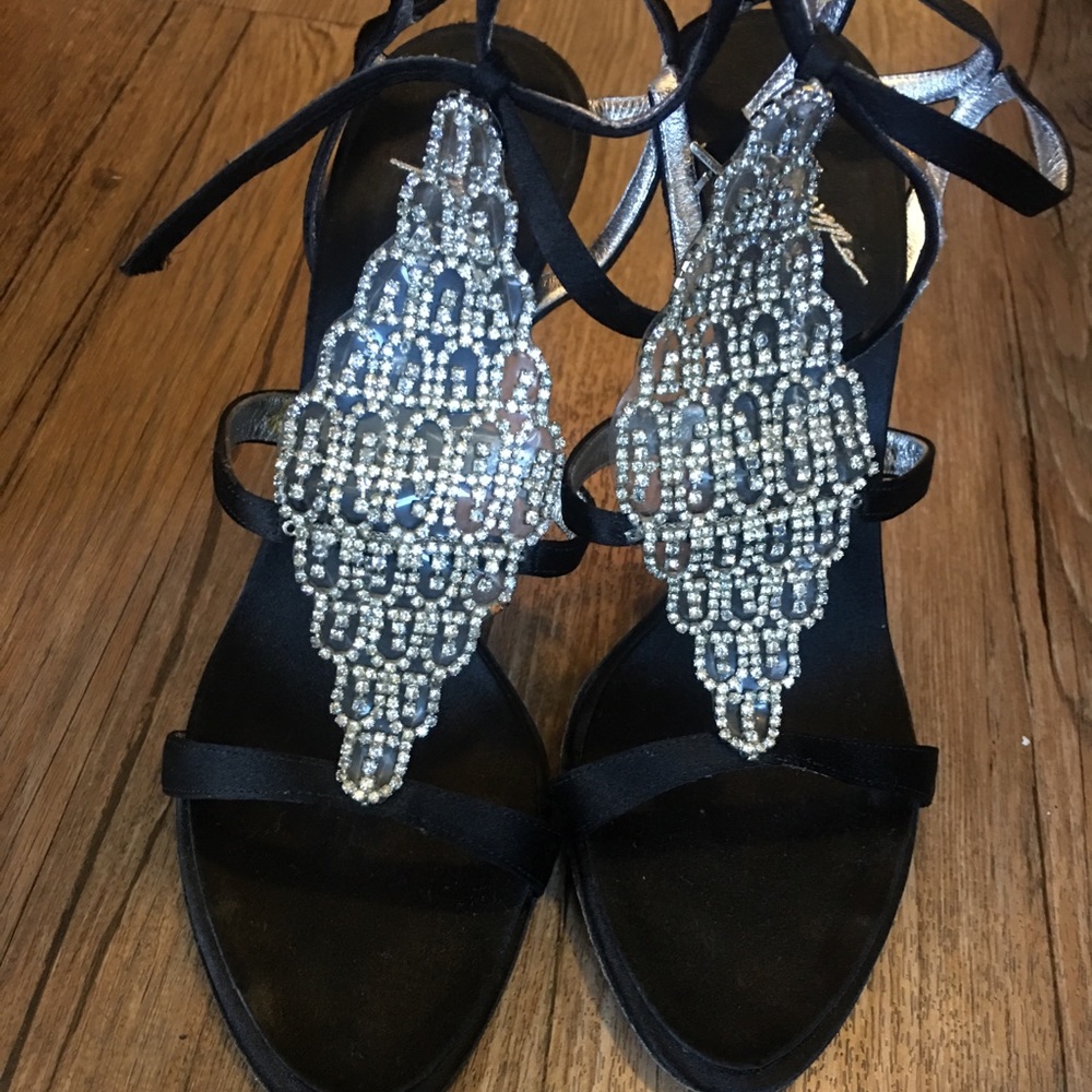 giuseppe zanotti heels size 6.